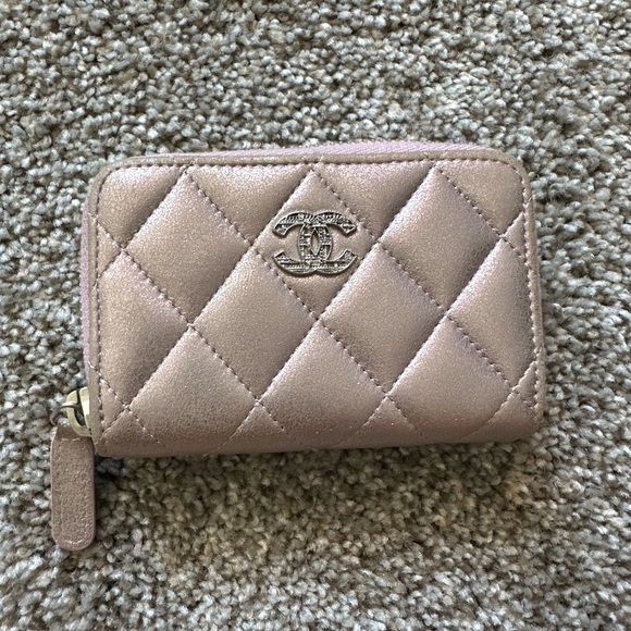 Chanel Zippy Card Holder - Picture 3 of 9